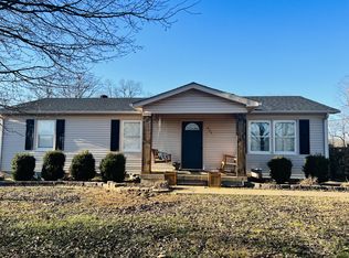 825 Moore Hollow Rd, Tennessee Ridge, TN 37178