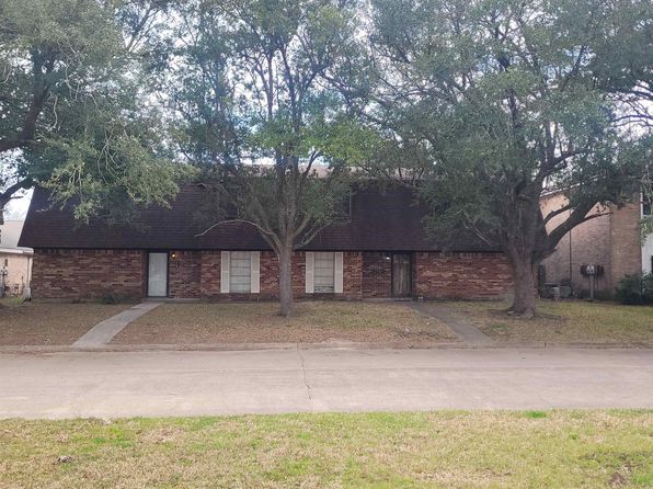 3106 & 3108 Oakmont Dr, Orange, TX 77630