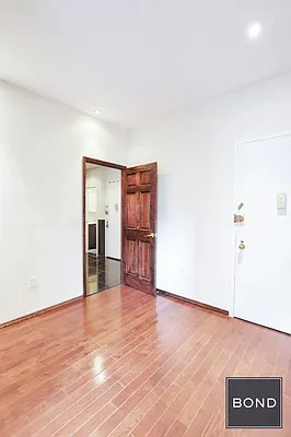 Rented by Bond New York | media 11