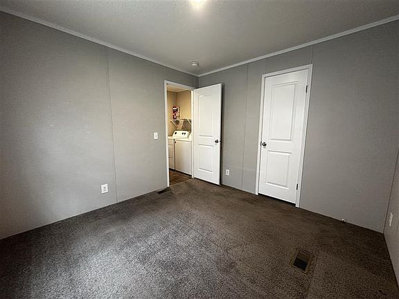 4th image of 111 Orchid Dr