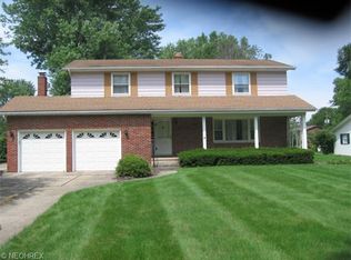 7788 Coachman Ct, Brecksville, OH 44141