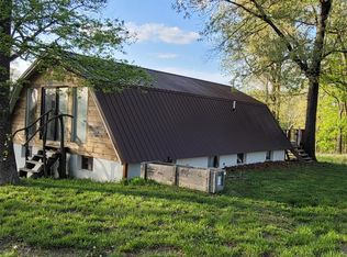23992 Farm Road 1085, Washburn, MO 65772