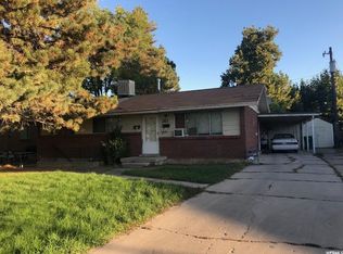 261 S Marilyn Dr, Clearfield, UT 84015