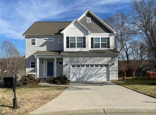 4500 Stimpson Ridge Dr, Pfafftown, NC 27040