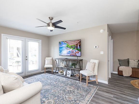 3rd image of 342 Riverwood Dr #30957