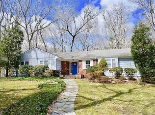 66 Mountain Wood Rd, Stamford, CT 06903