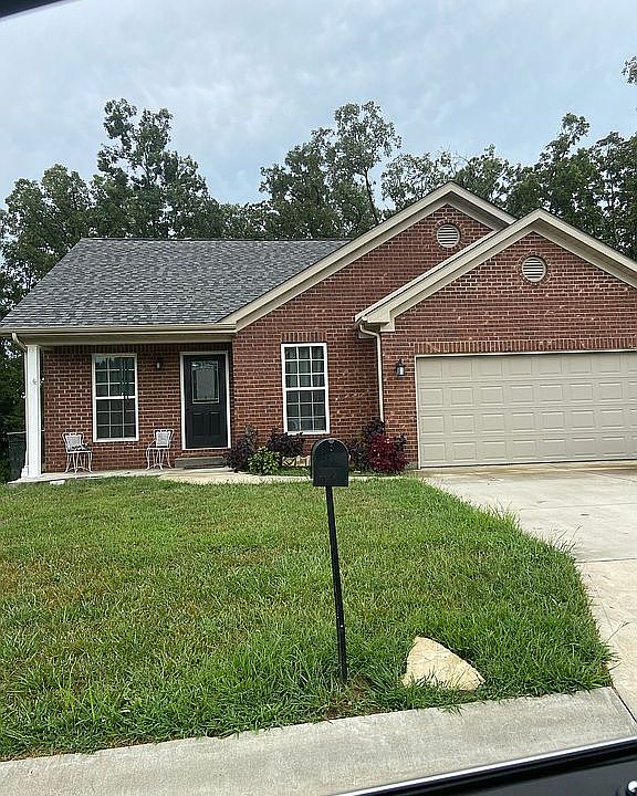 1st image of 404 Mosel Way