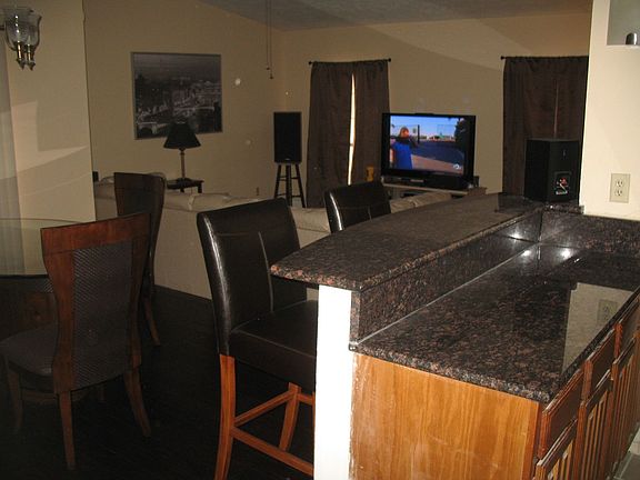 3rd image of 3706 Willowood Dr