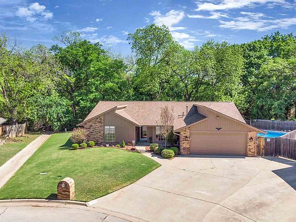 2nd image of 2538 NE Heritage Creek Dr
