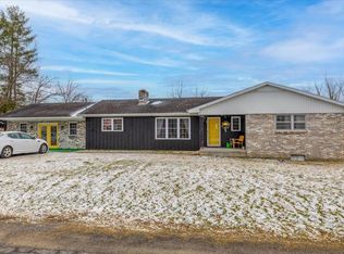 27 Royal St, Peterstown, WV 24963