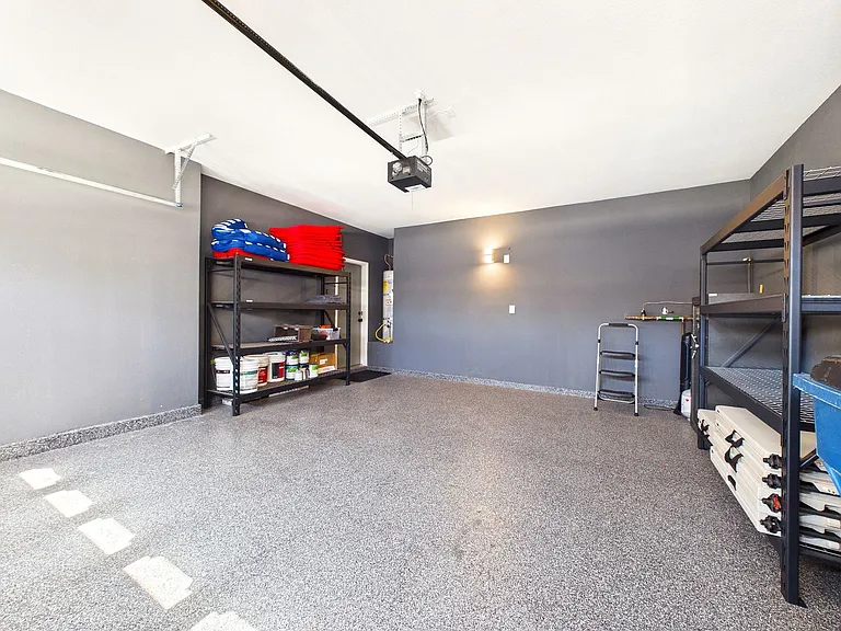 10312 Pinto Creek Ln — Photo 31