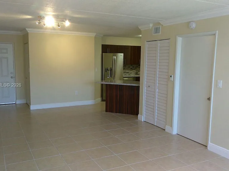 6195 NW 186th St #417 — Photo 3