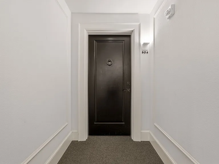1011 M St NW #504 — Photo 30
