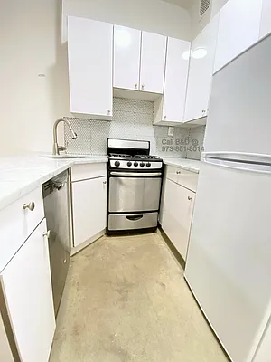 Rented by Bond New York | media 12