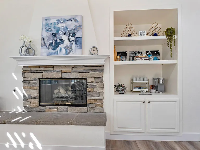 43635 Altamura Ct — Photo 36