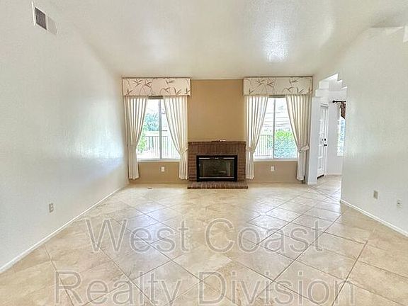 4th image of 1899 Seven Hills Dr