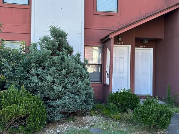 2142 Pier Point Pl, Virginia Beach, VA 23455