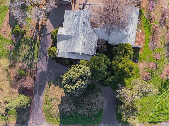 2nd image of 7871 Garden Hwy