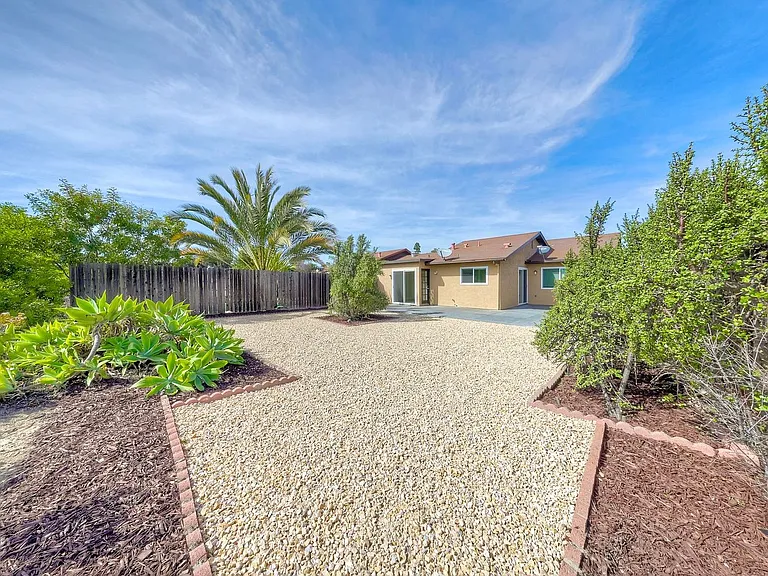 4711 Sunny Hills Rd — Photo 15