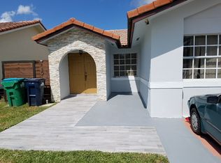 15071 SW 63rd Ter, Miami, FL 33193