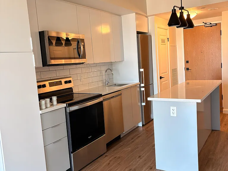 7 Erie Ave #801 — Photo 9