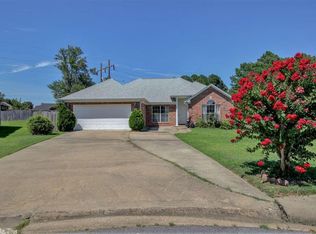 27 Westfield Loop, Little Rock, AR 72210