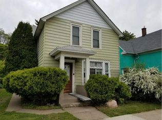 957 3rd St E, Saint Paul, MN 55106