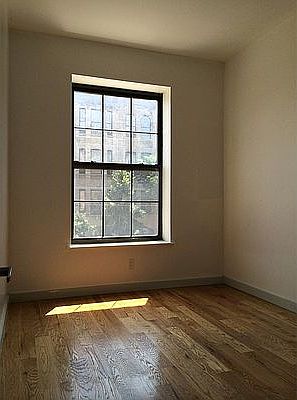 3rd image of 690 Prospect Pl #4L