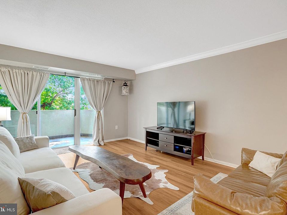 1st image of 700 7th St SW APT 311
