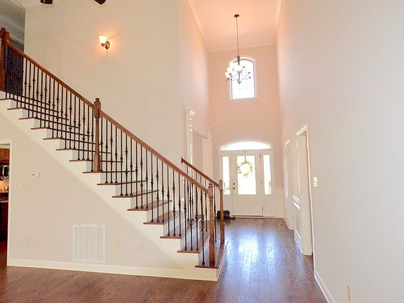 2nd image of 1321 Woodland Ridge Ln