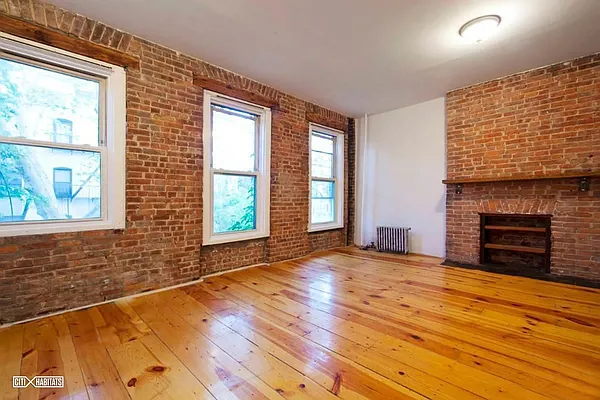 Rented by Citi Habitats | media 52