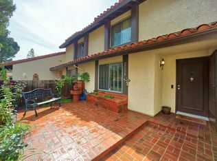 27530 Rondell St, Agoura Hills, CA 91301