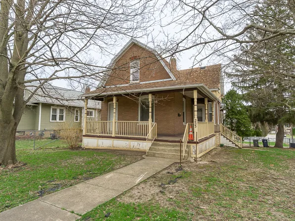253 McClure Ave, Elgin, IL 60123
