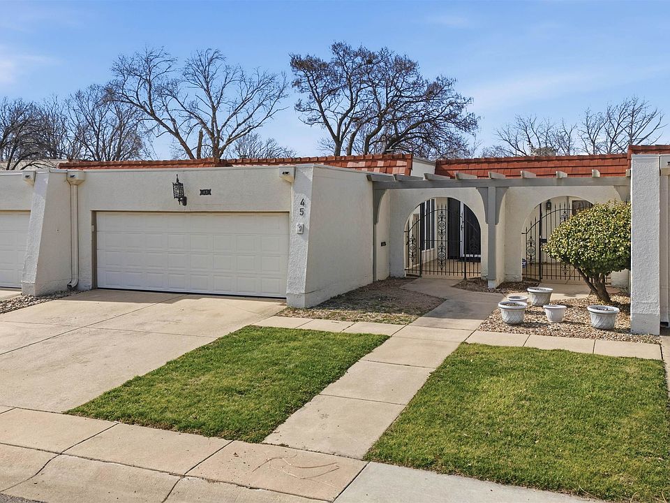 1st image of 45 E Via Roma St