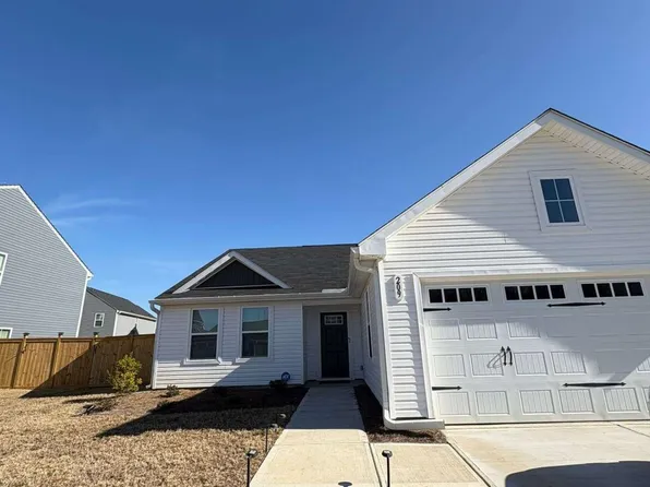 209 Cooper Ln, Calhoun, GA 30701