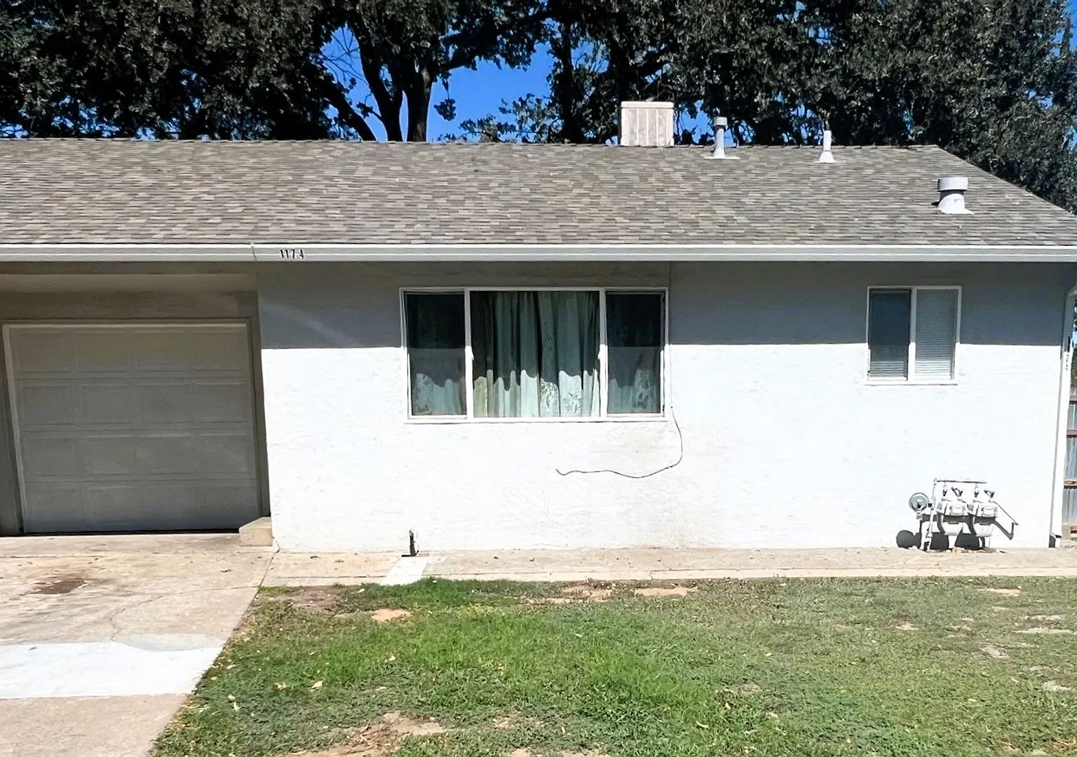 2 bedroom 1 bath Duplex unit in Red Bluff — Photo 1