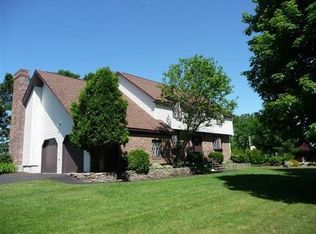 1013 Meadow Ln, Dunbarton, NH 03046