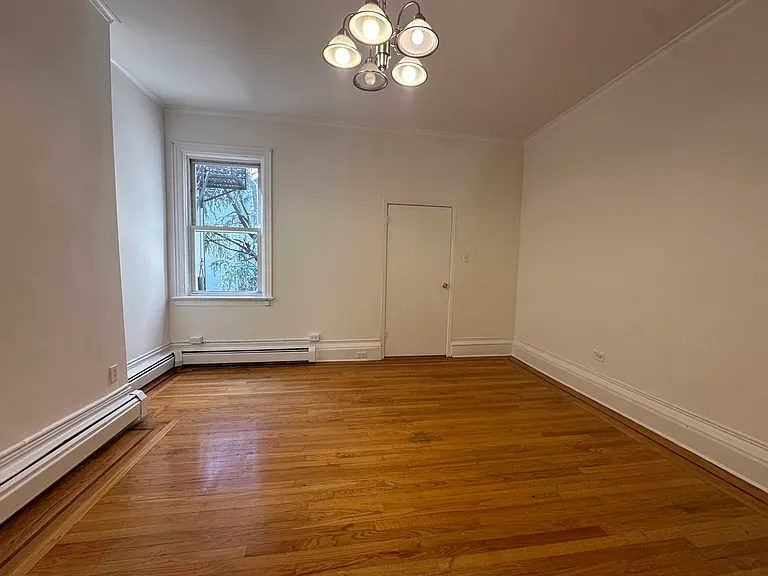 310 Bloomfield St #1 — Photo 5