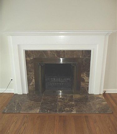 4th image of 3741 Valley Dr