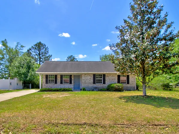 218 Sheila Dr, Hinesville, GA 31313