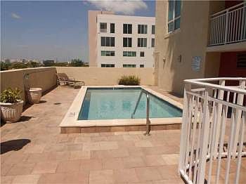 2nd image of 2275 Biscayne Blvd APT 709