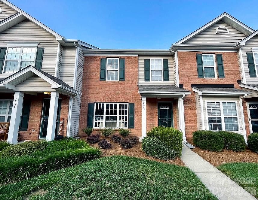 1st image of 8049 Stoneham Ct