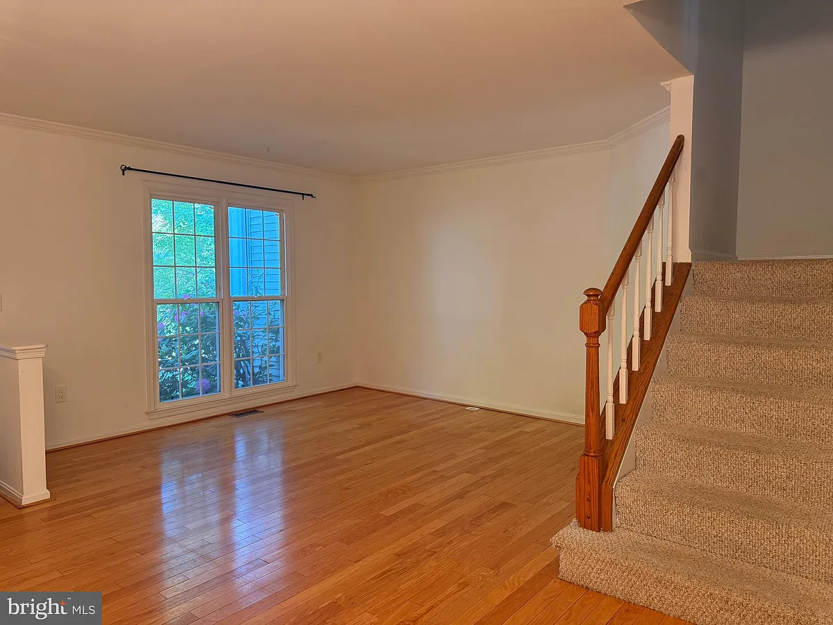Building Photo - 607 Concerto Ln