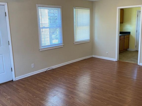 5th image of 6233 Warrington Dr