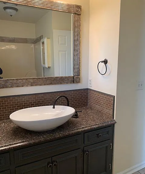 Bath in primary suite