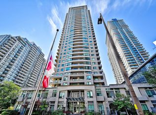 23 Hollywood Ave #PENTHOUSE 202, Toronto, ON