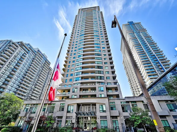23 Hollywood Ave #Penthouse 202, Toronto, ON M2N 7L8