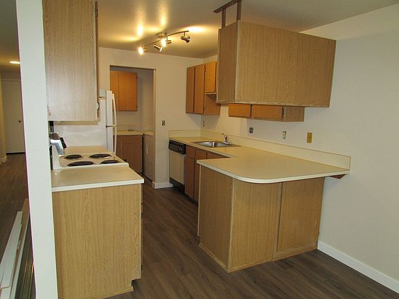 3rd image of 1433 NW 64th St APT 206