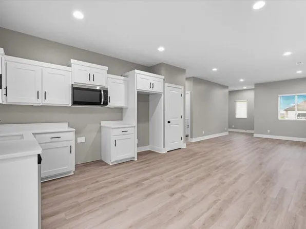 23082 Cayuse St, Glenwood, IA 51534