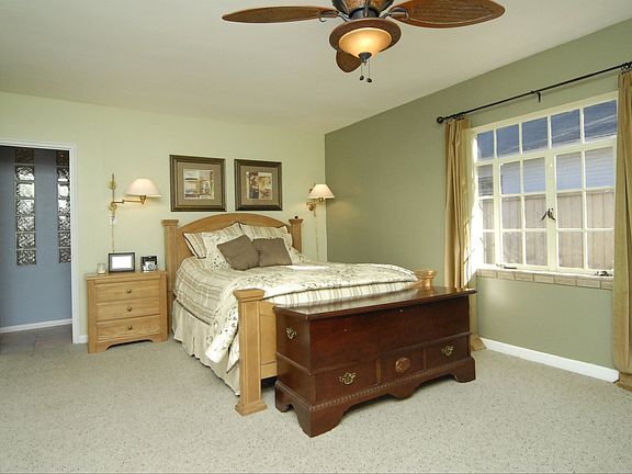 5th image of 4040 E 6th Avenue Pkwy